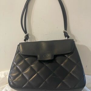 Chesneau Classic Black Quilted Handbag